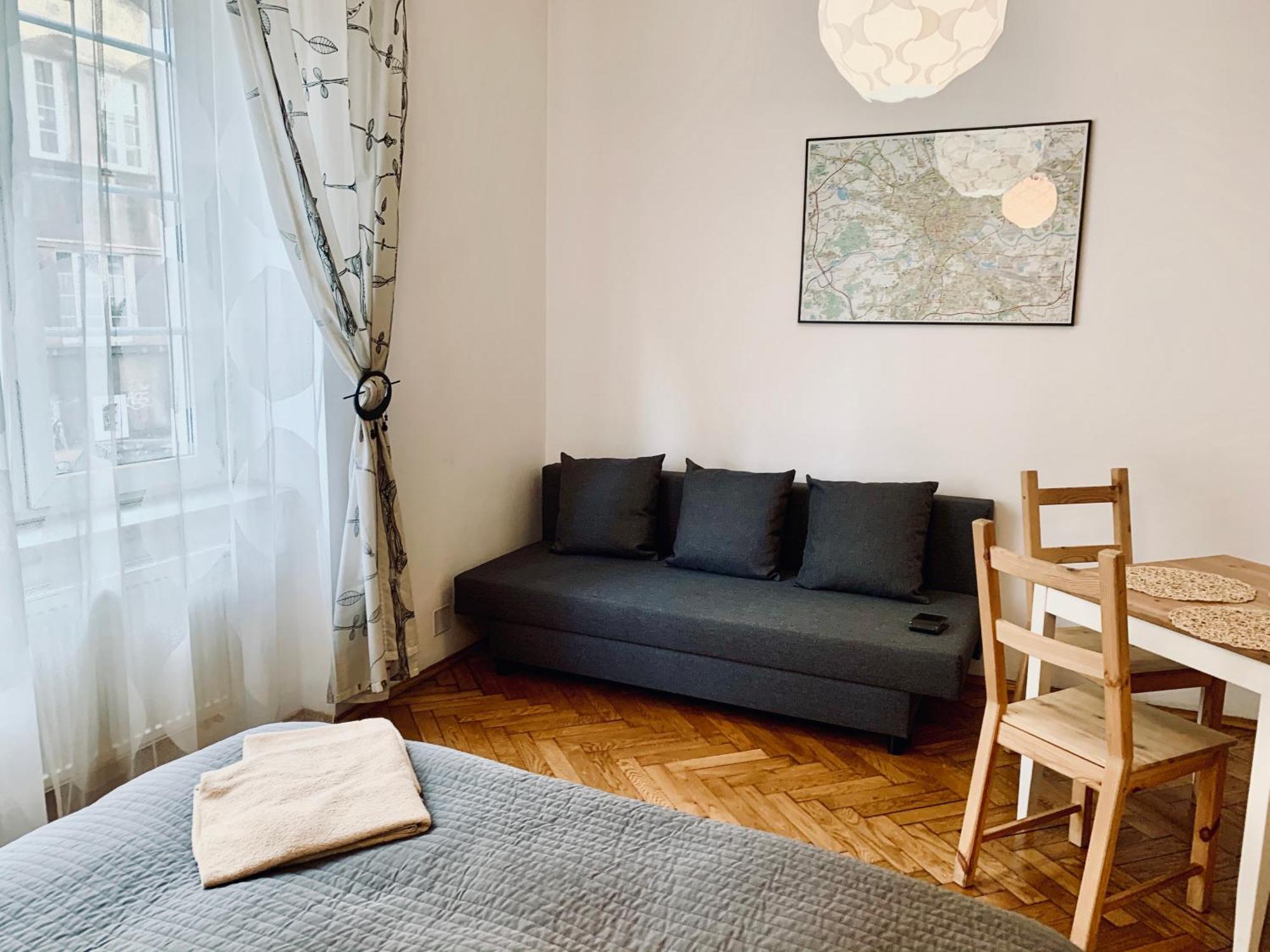 Center Apartment *
